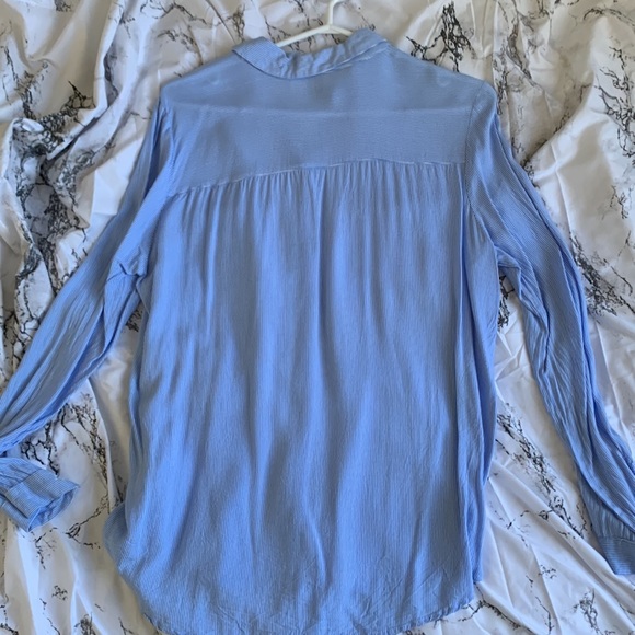 Button up blouse - Picture 3 of 3